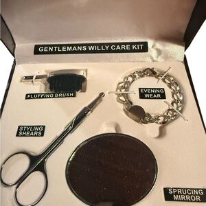 Gentleman Manscape Kit Novelty Funny Valentines’s Day Gag Boxer Gifts for Men